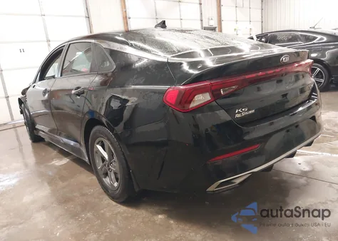 2021 Kia K5 Lxs z USA, uszkodzony, nr VIN 5XXG14J24MG013969